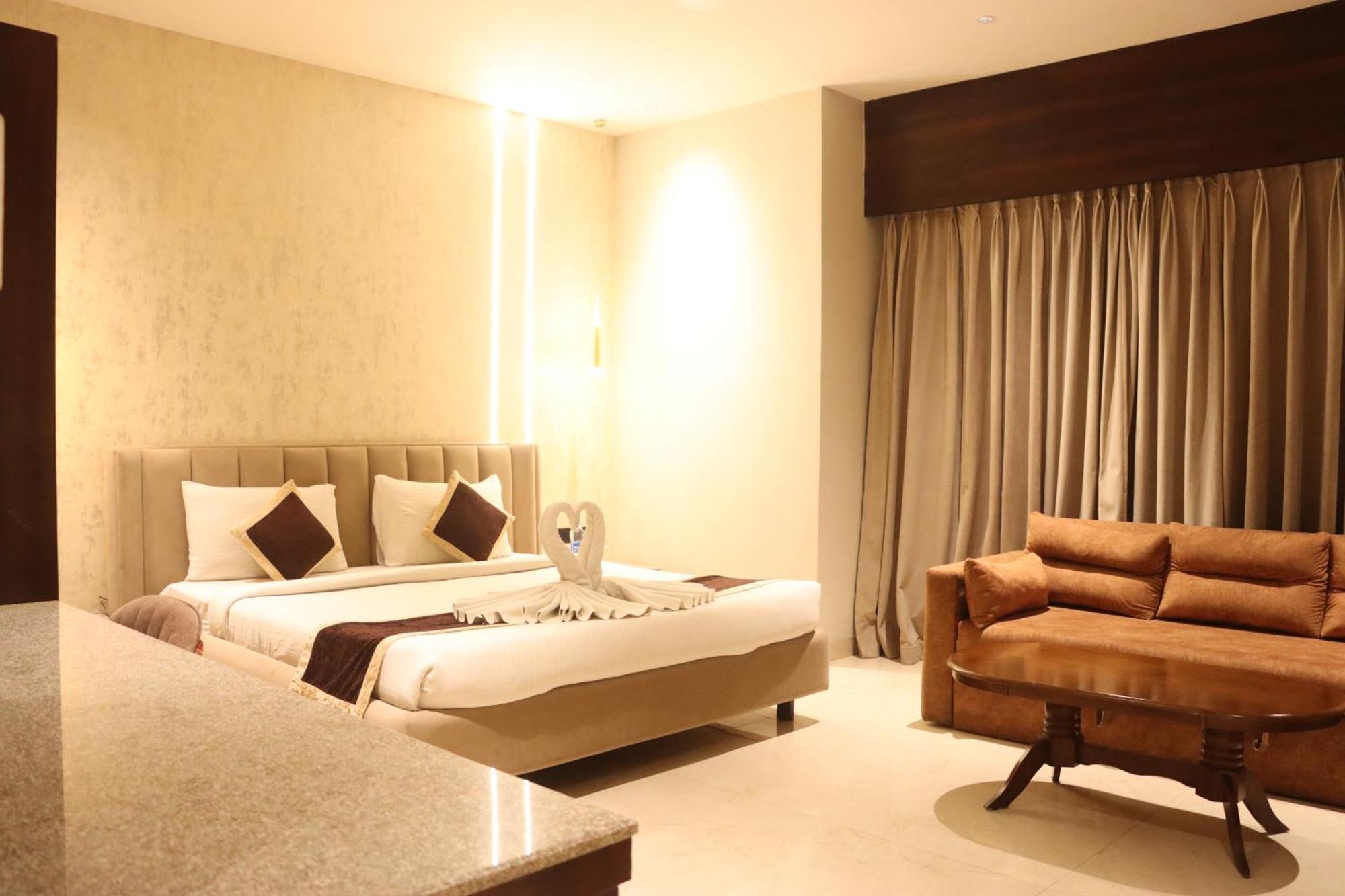 Motel Bilaspur City ภายนอก รูปภาพ