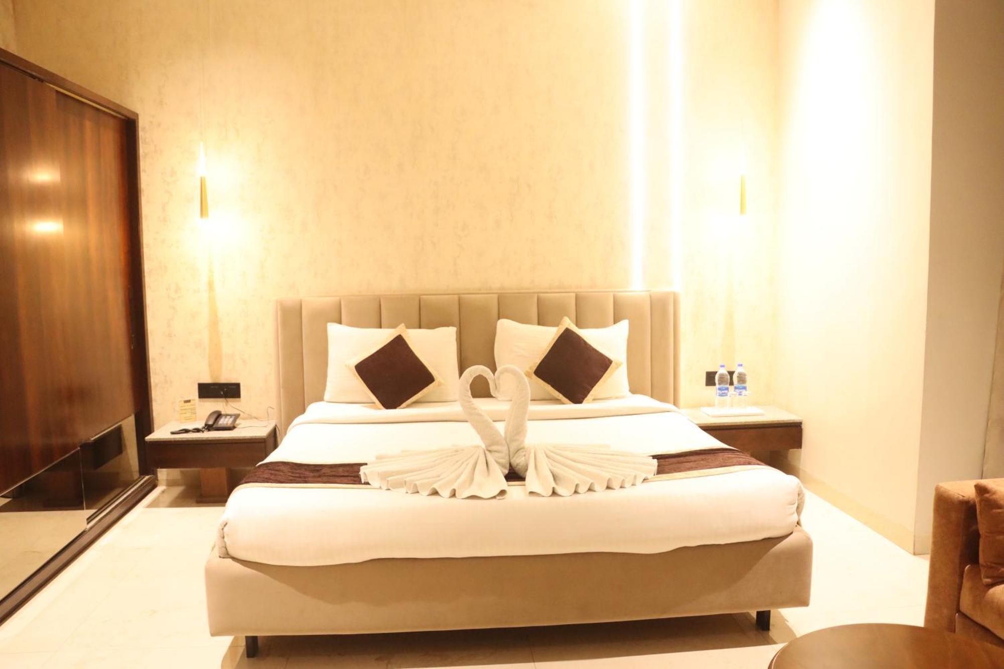 Motel Bilaspur City ภายนอก รูปภาพ