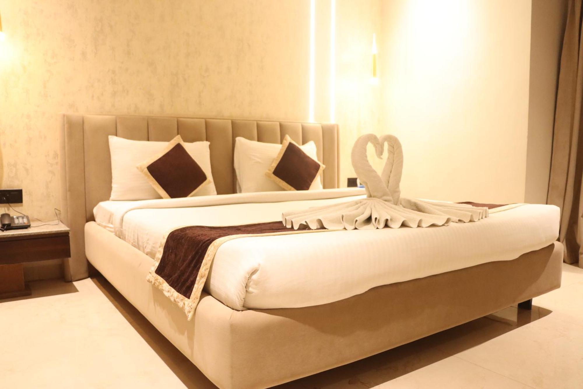 Motel Bilaspur City ภายนอก รูปภาพ