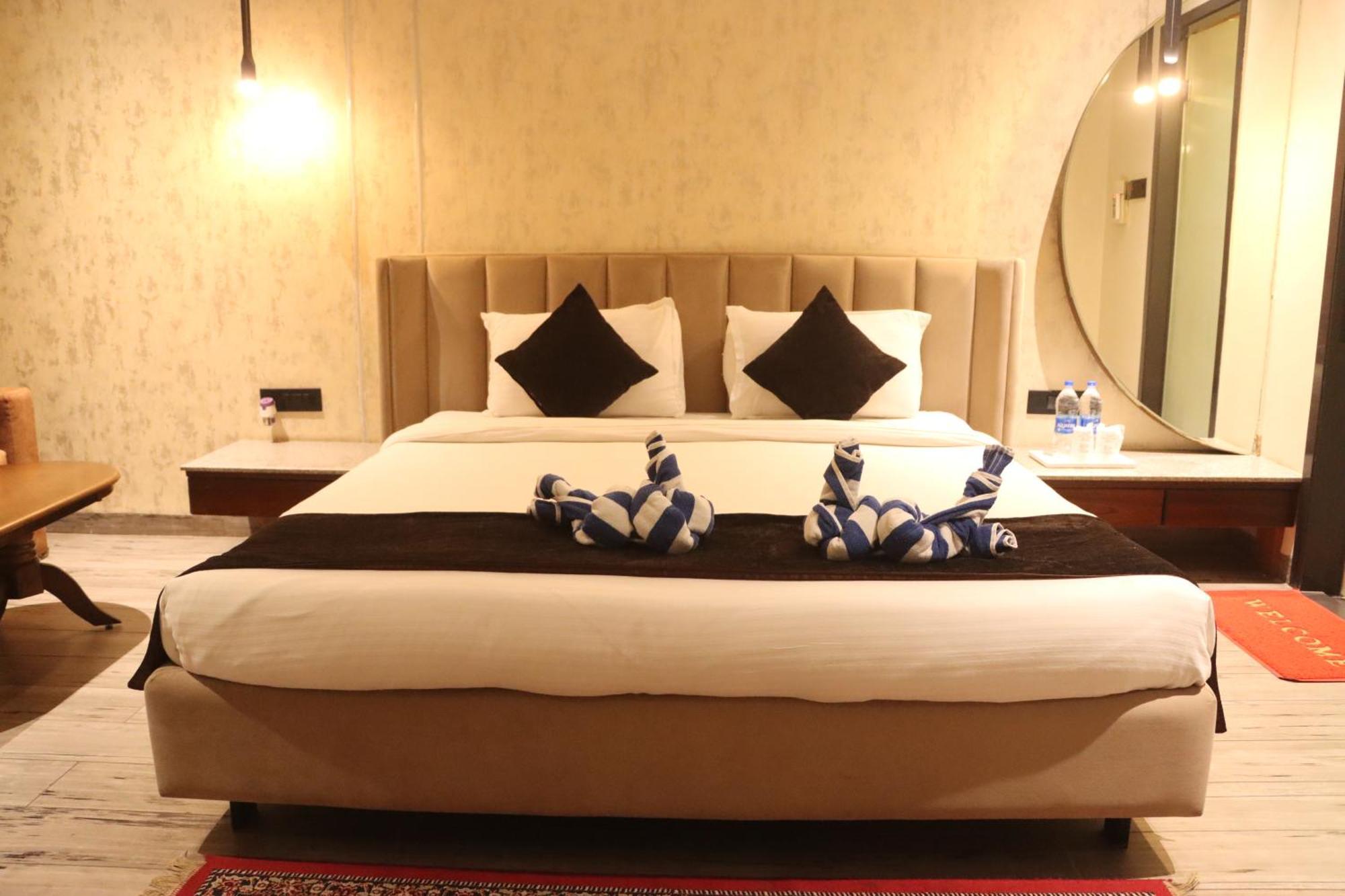 Motel Bilaspur City ภายนอก รูปภาพ