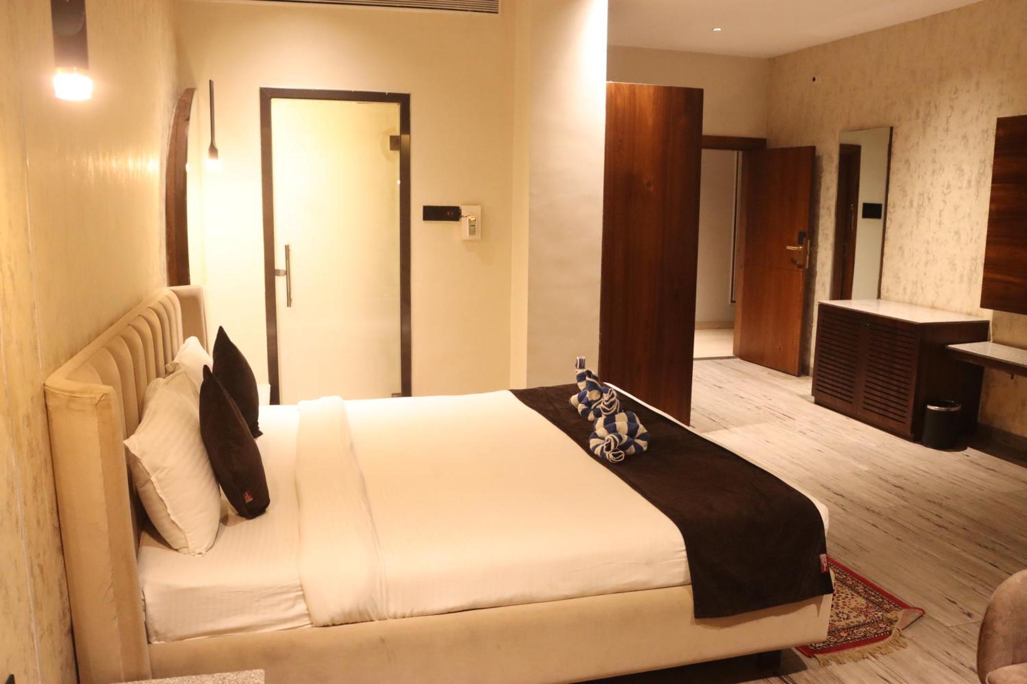 Motel Bilaspur City ภายนอก รูปภาพ